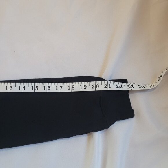 Vintage Christmas Sweatshirt Black Size S Christmas Trees Holiday - Picture 8 of 8